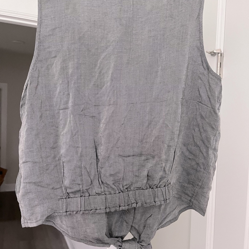 Express Tie Front Tank - Picture 3 of 3